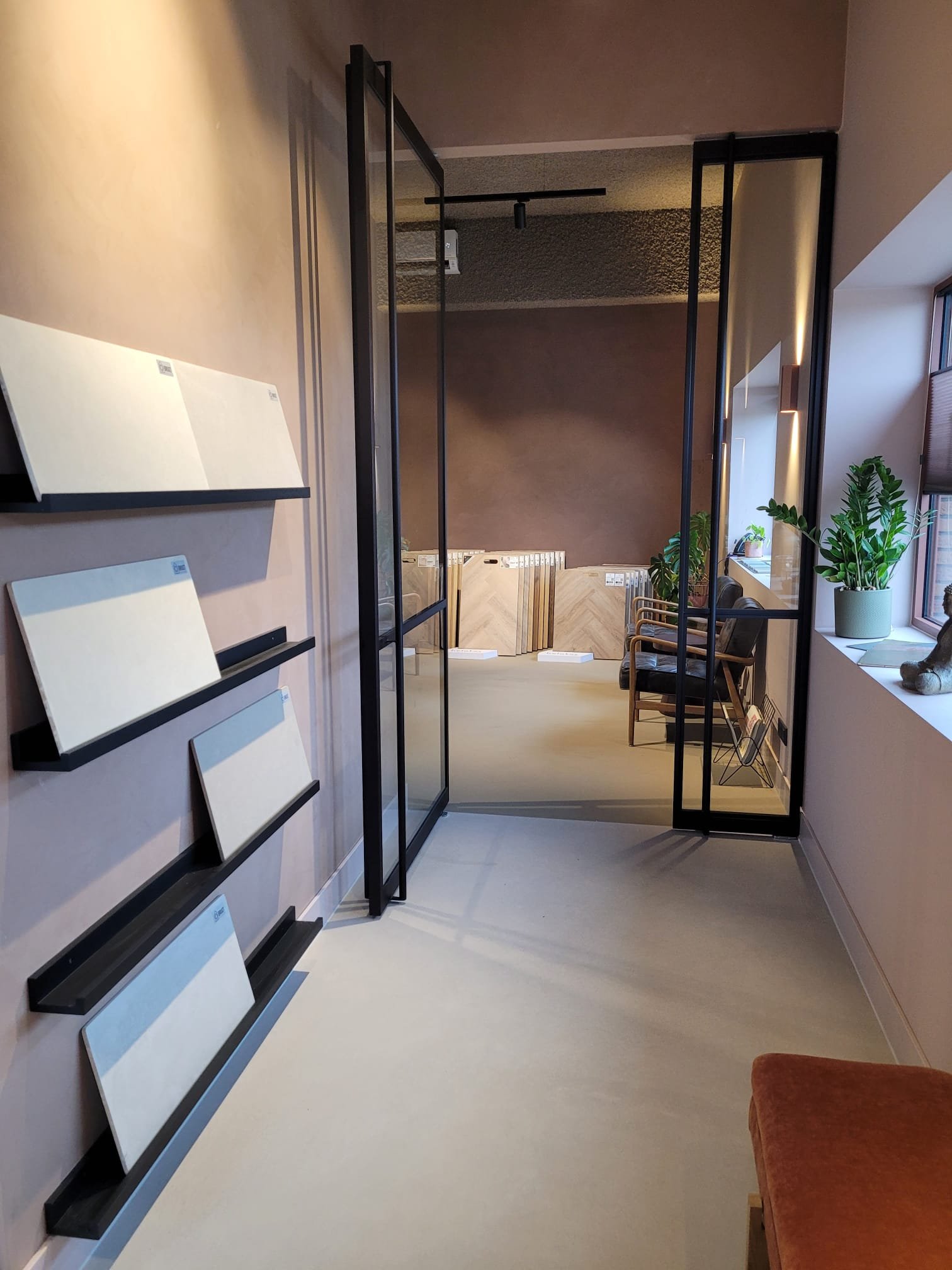 Doorgang met glazen deuren